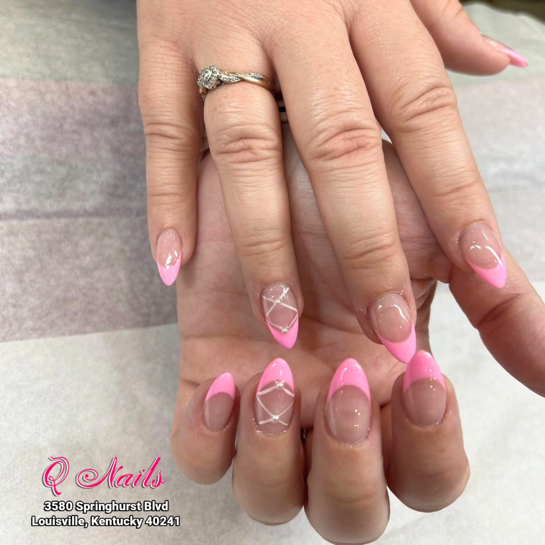 Lovely nail design_Q Nails Louisville, Kentucky 40241